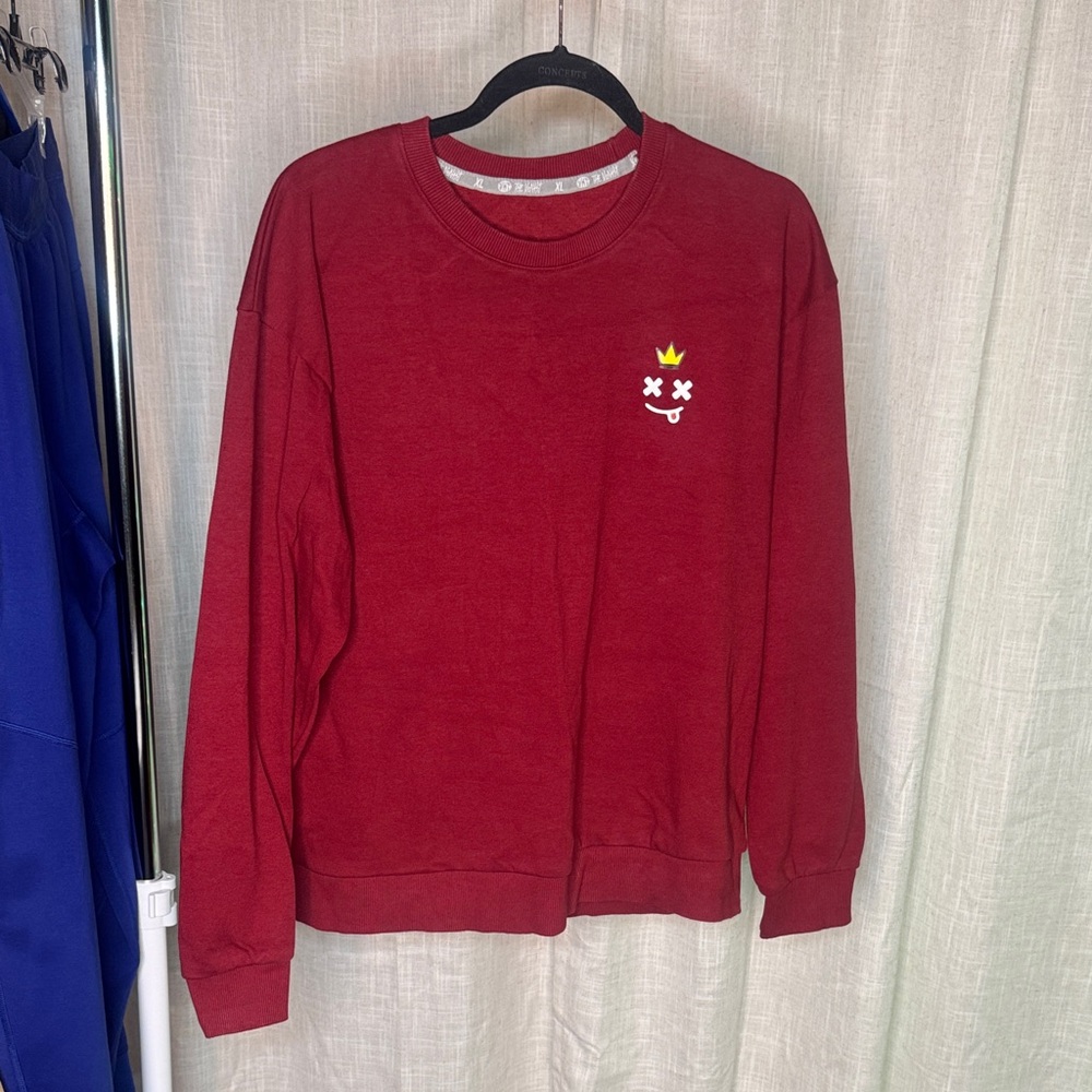 Stylish Red Crewneck Sweater with Embroidered Detail